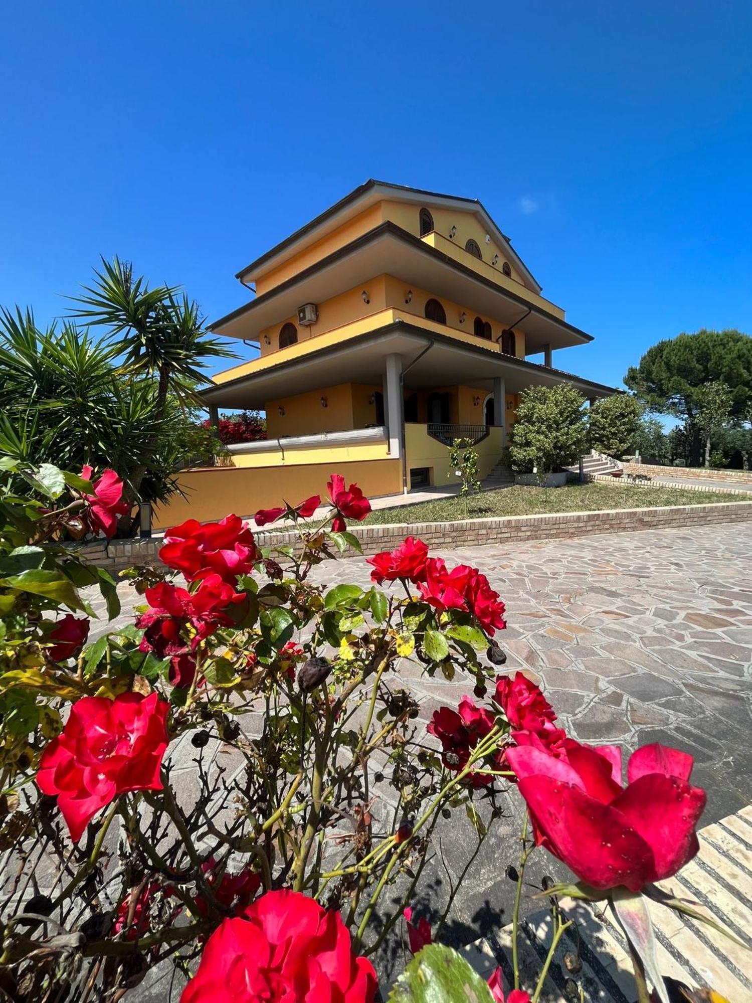 Villa Emma Torrevecchia Teatina Екстер'єр фото